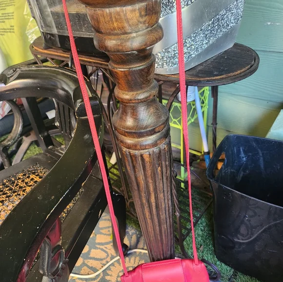 NEW CROSSBODY LEATHER BAG BY LONGCHAMP - Picture 2 of 7